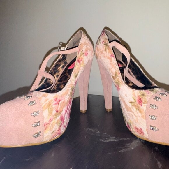 Vintage Betsey Johnson MORTICIA Floral lace pump size 10 - Picture 4 of 9